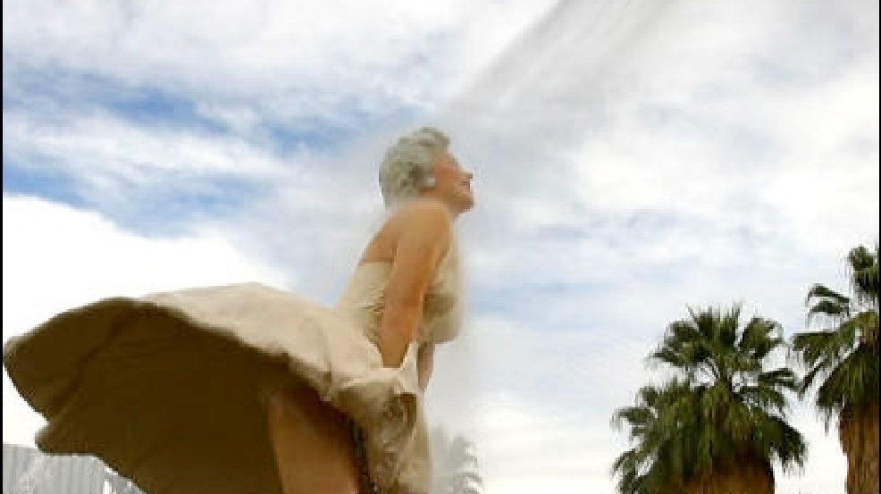 130124_marilyn_shower.jpg