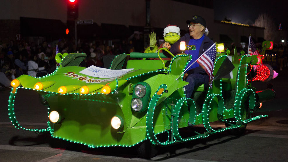 Bakersfield Christmas Parade fills downtown streets with music, lights