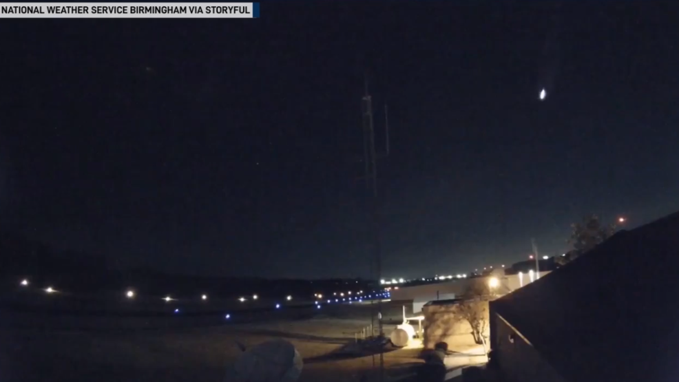Meteor lights up the central Alabama sky WBMA