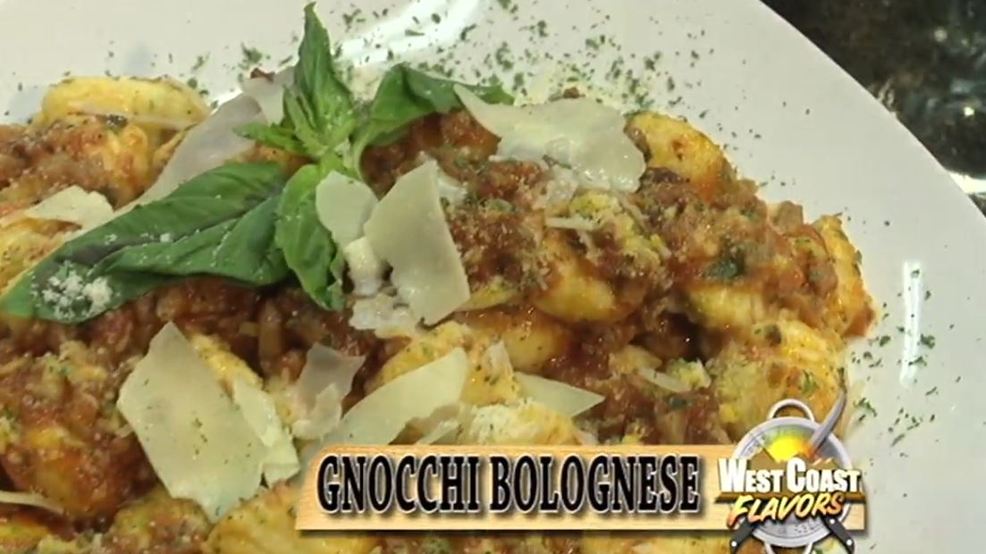 Paisans Bistro: Gnocchi Bolognese