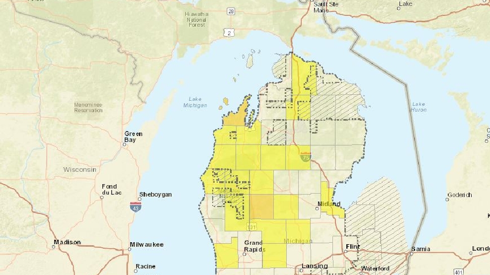 Strong winds leave thousands without power in northern Michigan WPBN