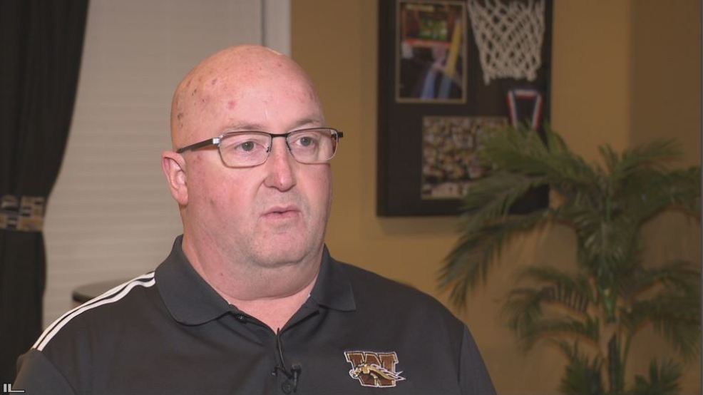 WMU basketball coaches Hawkins, Clipfell weigh in on Kobe Bryant's