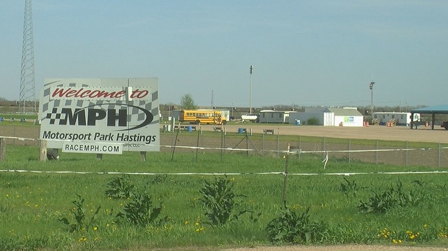 Autoridades investigan un cadáver encontrado en el Motorsport Park en Hastings 