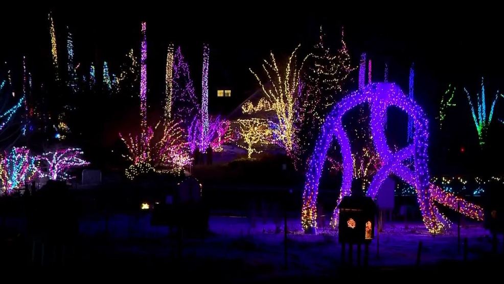 Victorian christmas outdoor decor