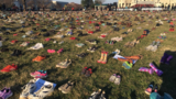 7K pairs of shoes cover Capitol lawn to honor kids killed in shootings since Sandy Hook