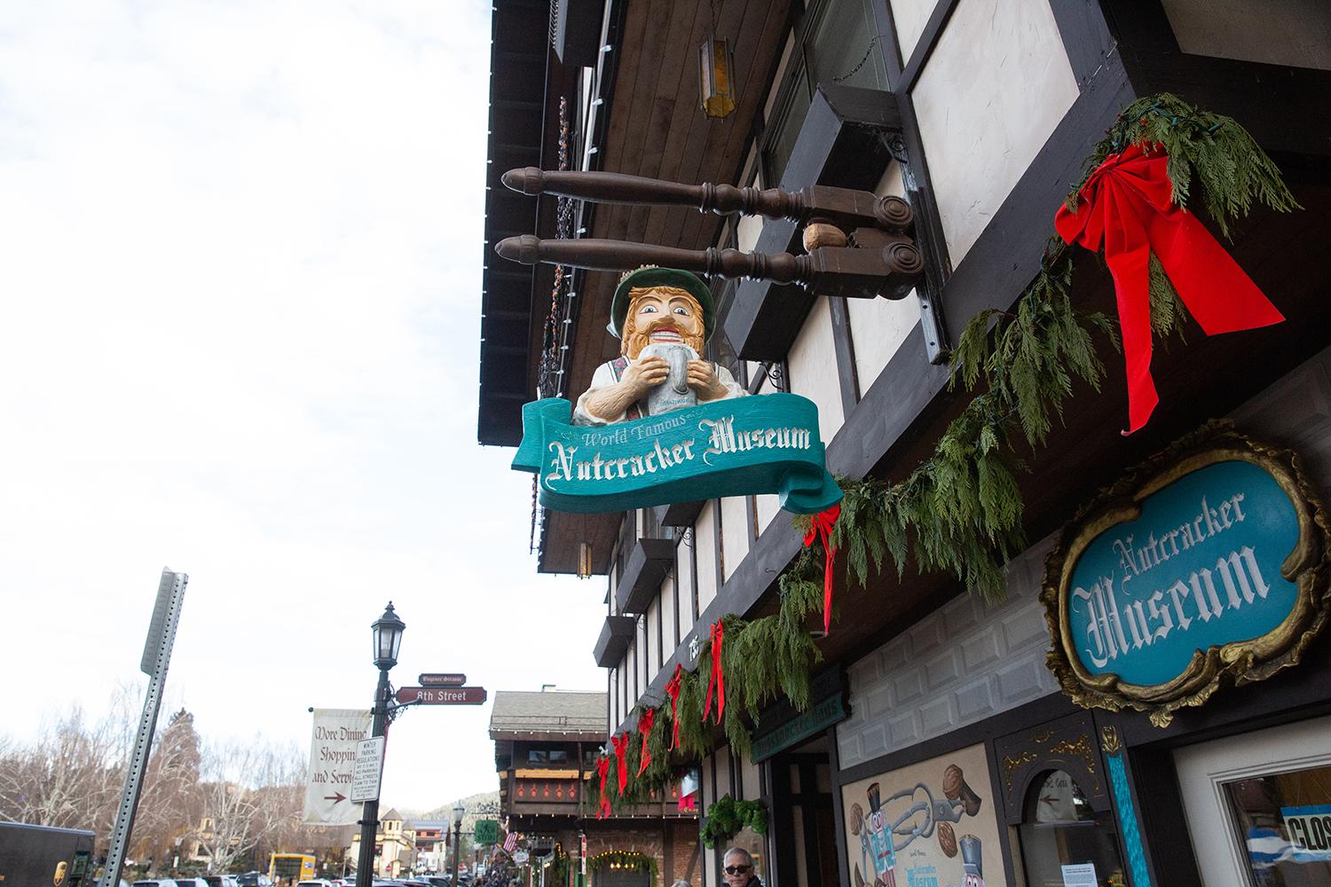 Photos 7,000+ nutcrackers fill the cases at Leavenworth's Nutcracker