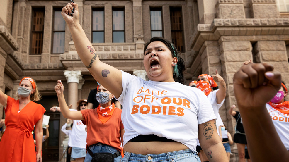 APTOPIX Supreme Court Abortion Texas AP21244681314093.jpg