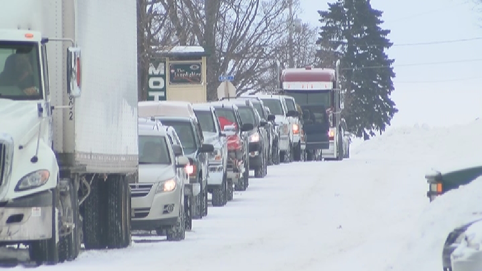 Mackinac Bridge reopens after crash WPBN