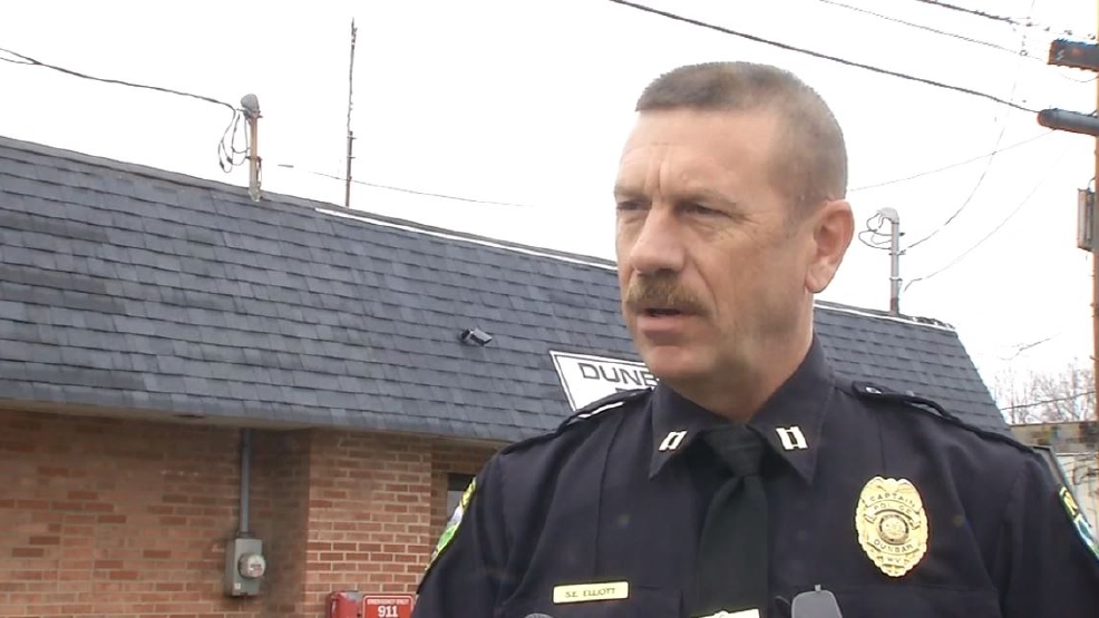 Video Dunbar police captain retires after 22 years WCHS
