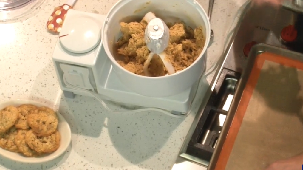 Cooking with Chef Bryan: Almond Oatmeal Cookies | KUTV