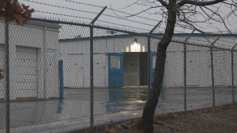 Woman without renters insurance has items stolen from ...